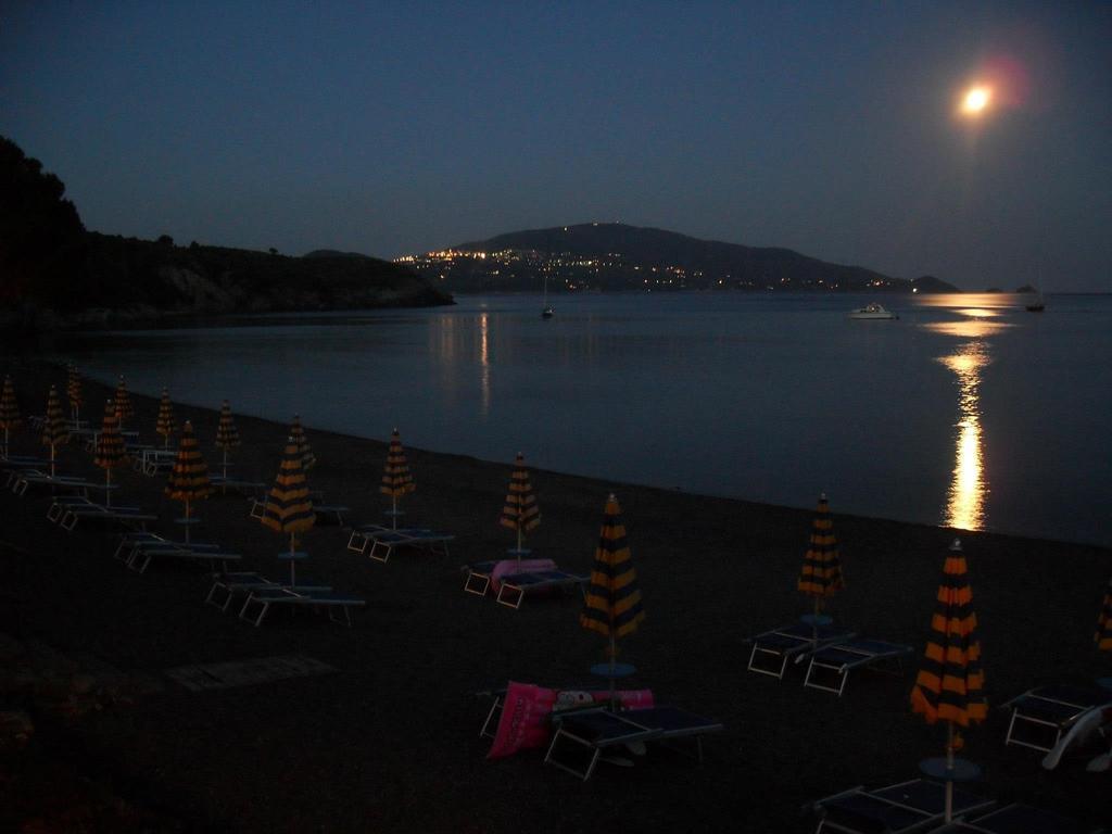 Casa Del Golfo Lejlighedshotel Lacona Eksteriør billede