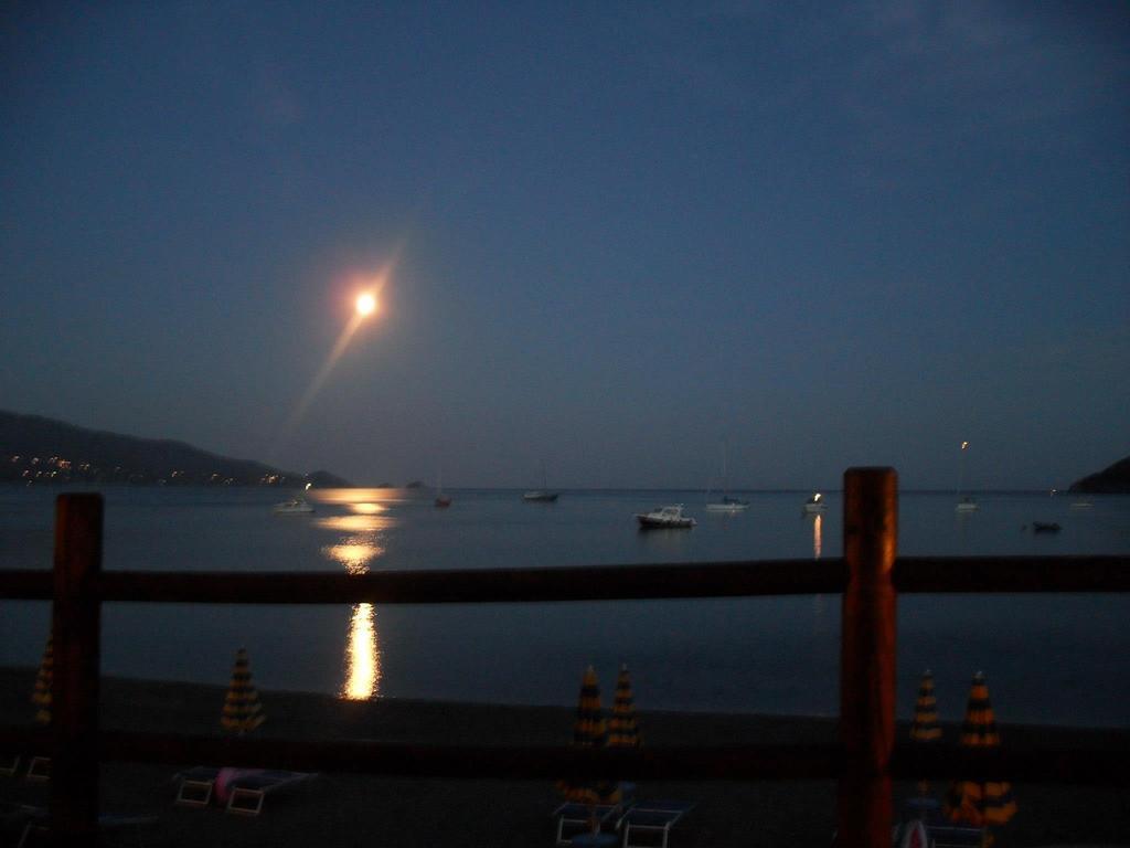 Casa Del Golfo Lejlighedshotel Lacona Eksteriør billede